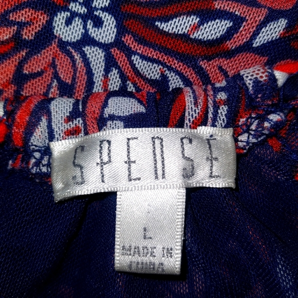 Womans Top - Picture 2 of 3